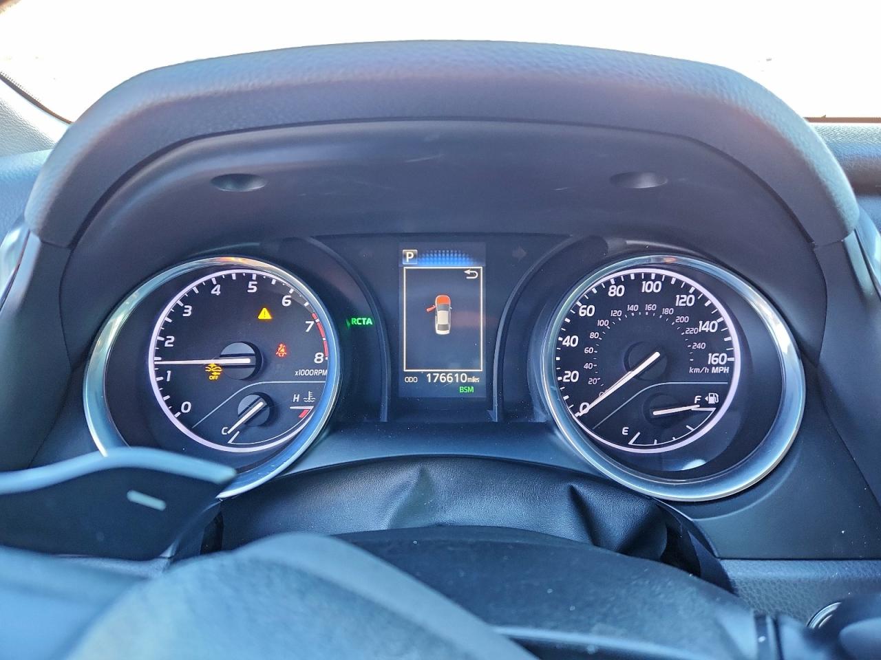2019 TOYOTA CAMRY L photo 17