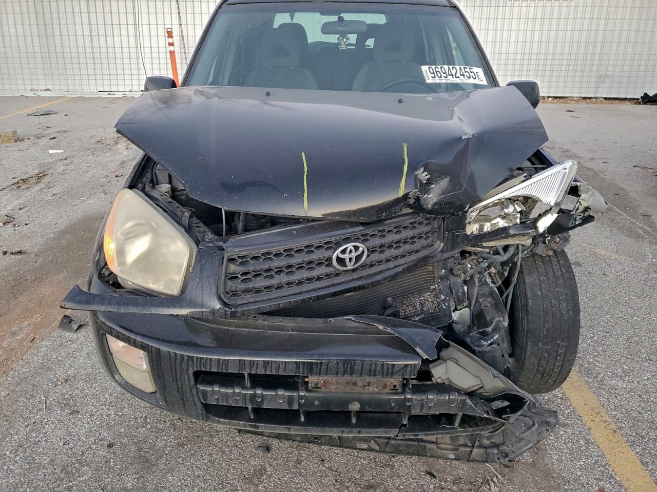 2002 TOYOTA RAV4 photo 12