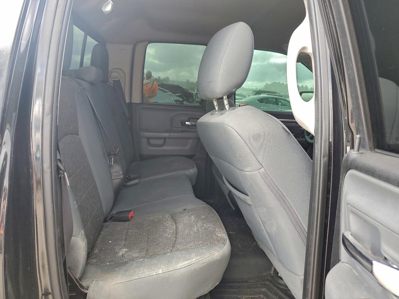 2017 RAM 1500 SLT photo 28