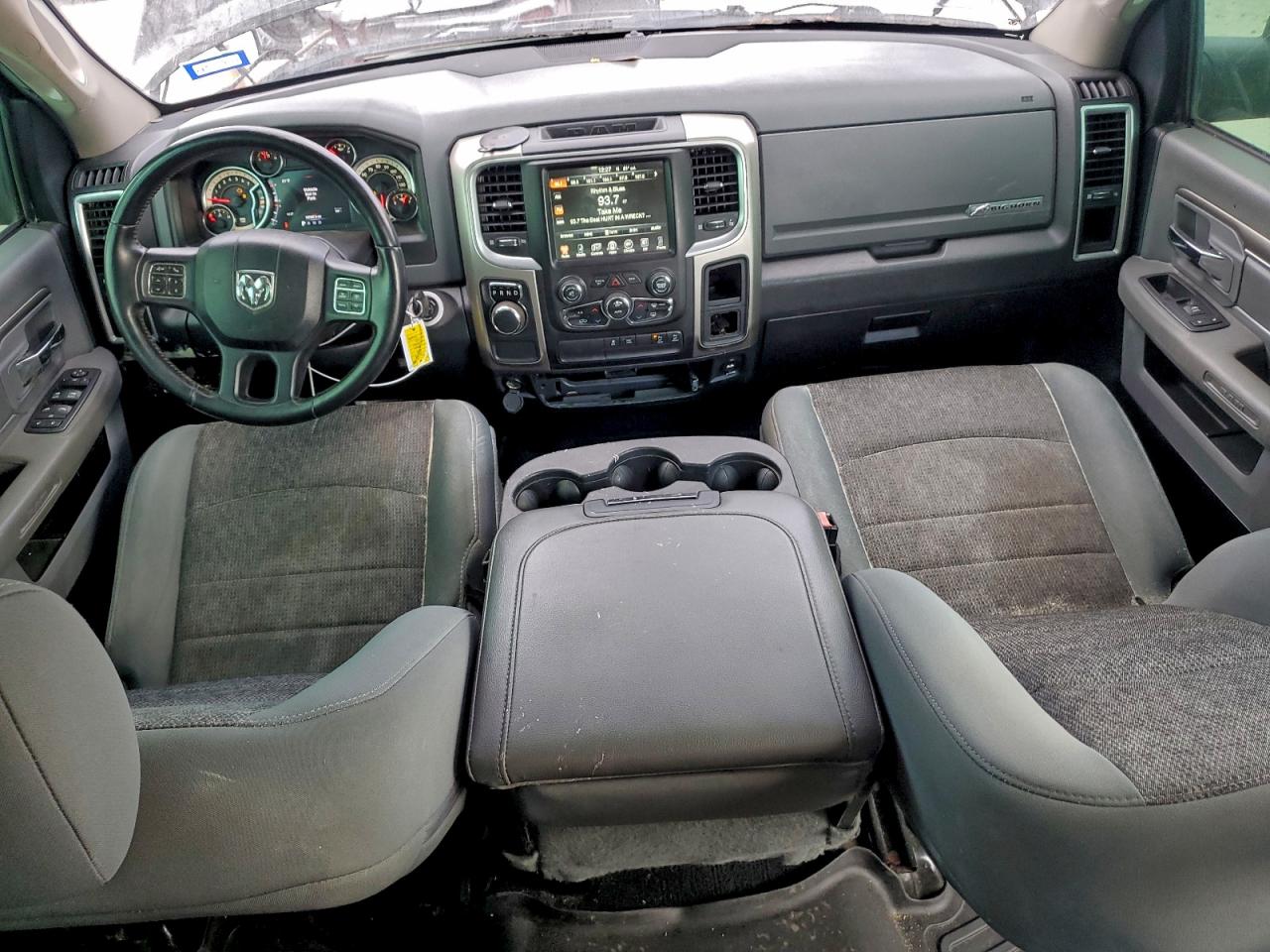 2017 RAM 1500 SLT photo 22