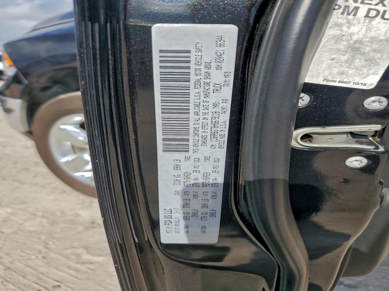 2017 RAM 1500 SLT photo 34