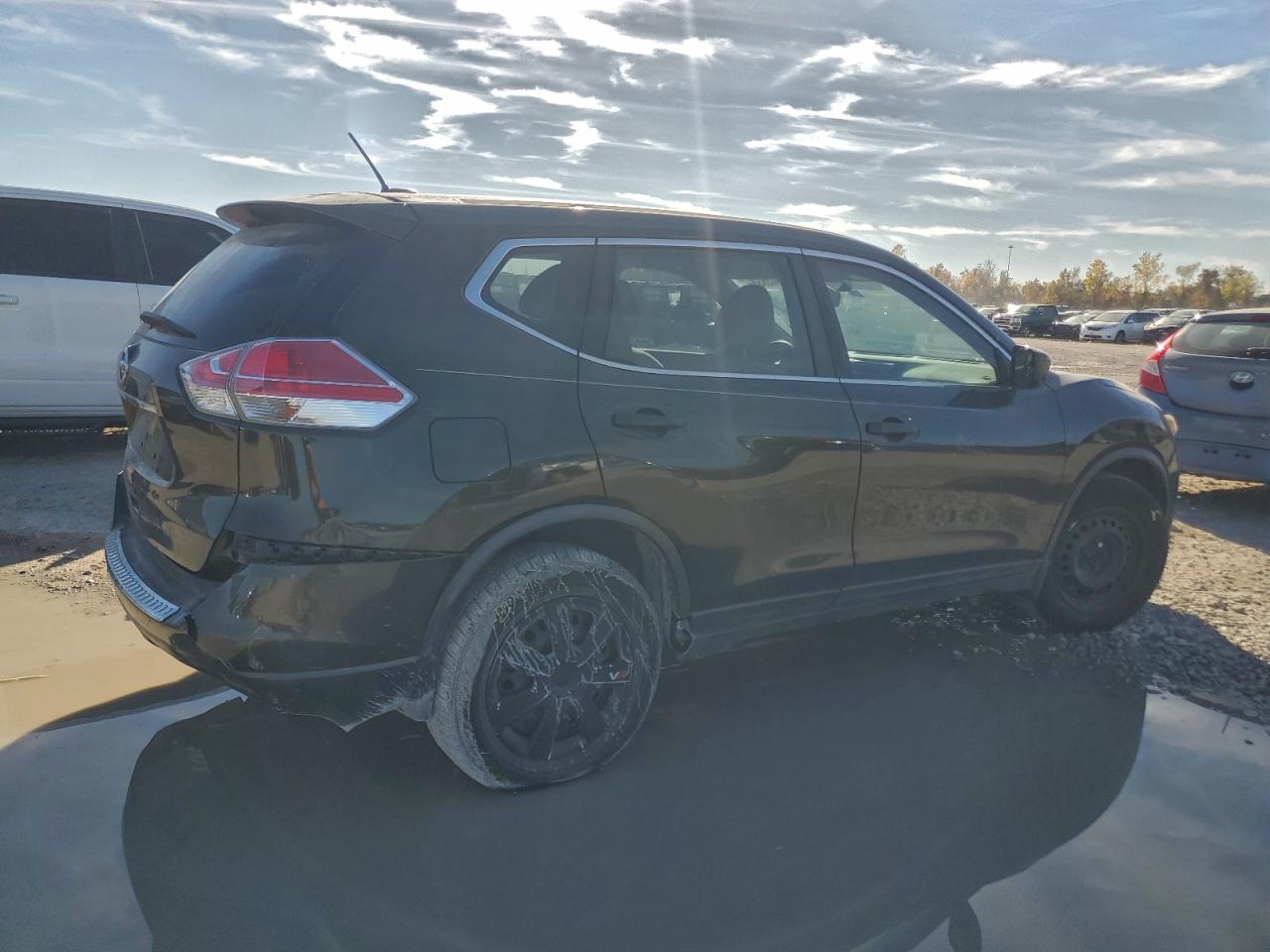 2016 NISSAN ROGUE S photo 3