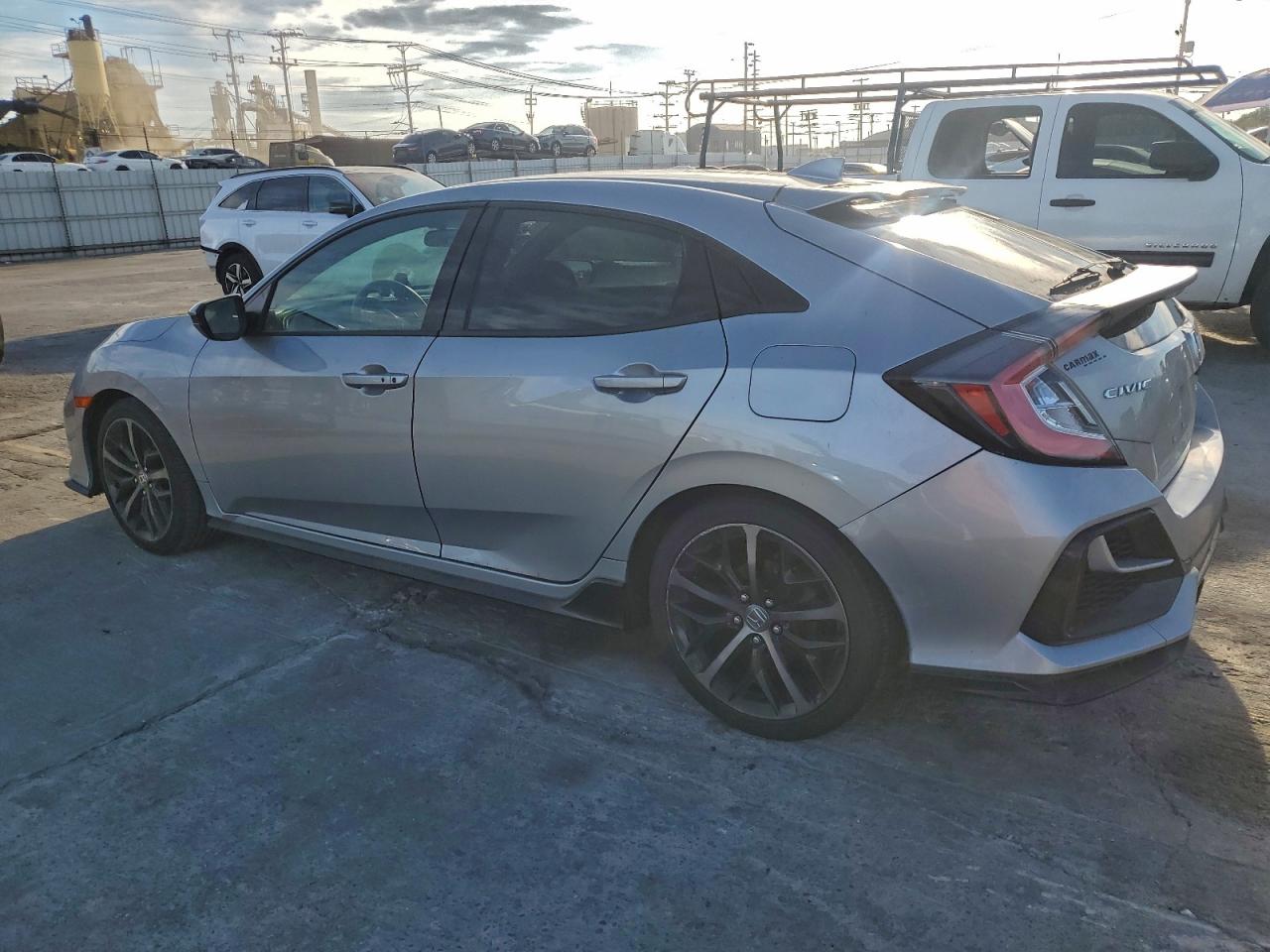 2020 HONDA CIVIC SPORT photo 2
