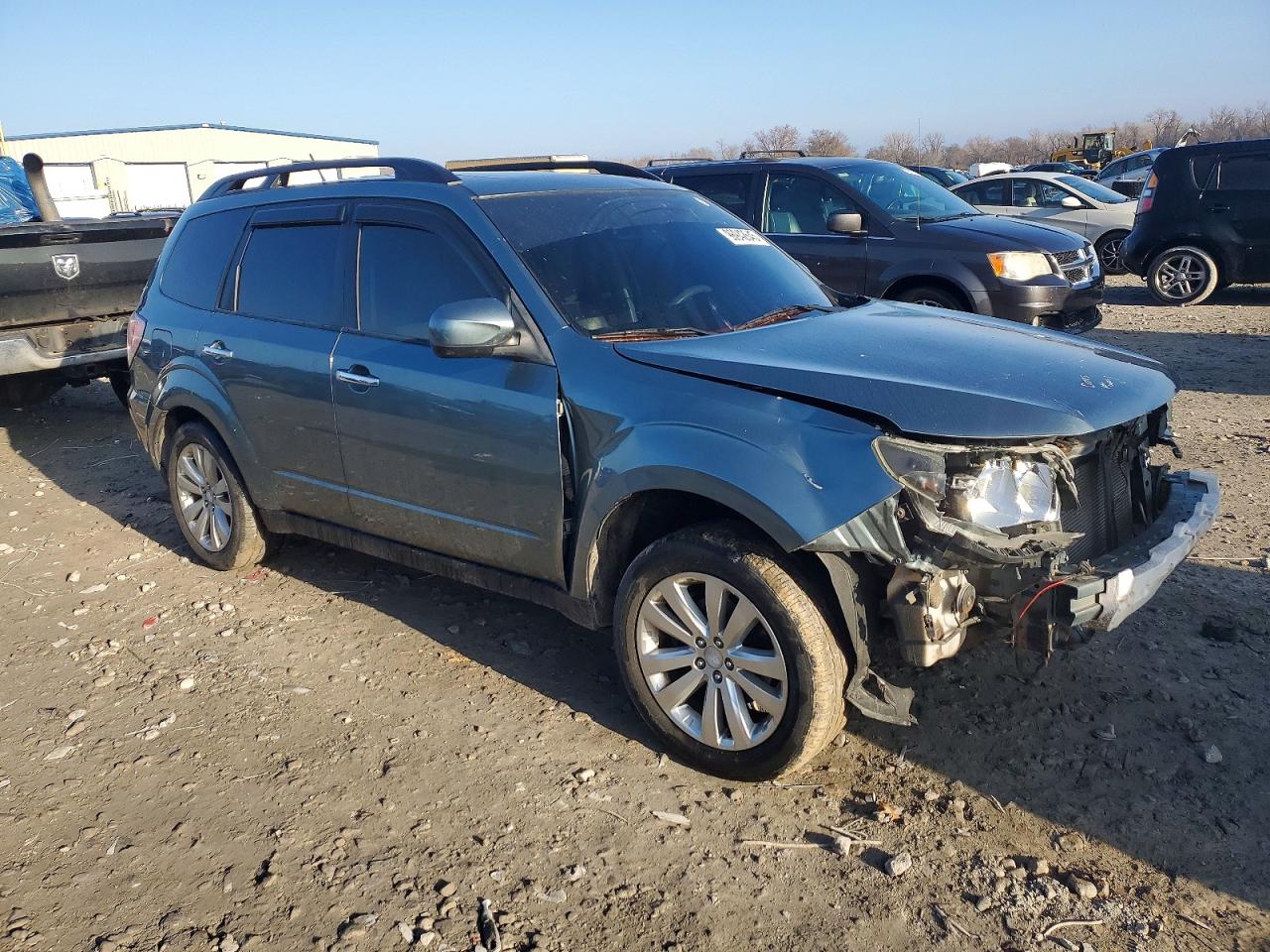 2011 SUBARU FORESTER 2.5X PREMIUM photo 4