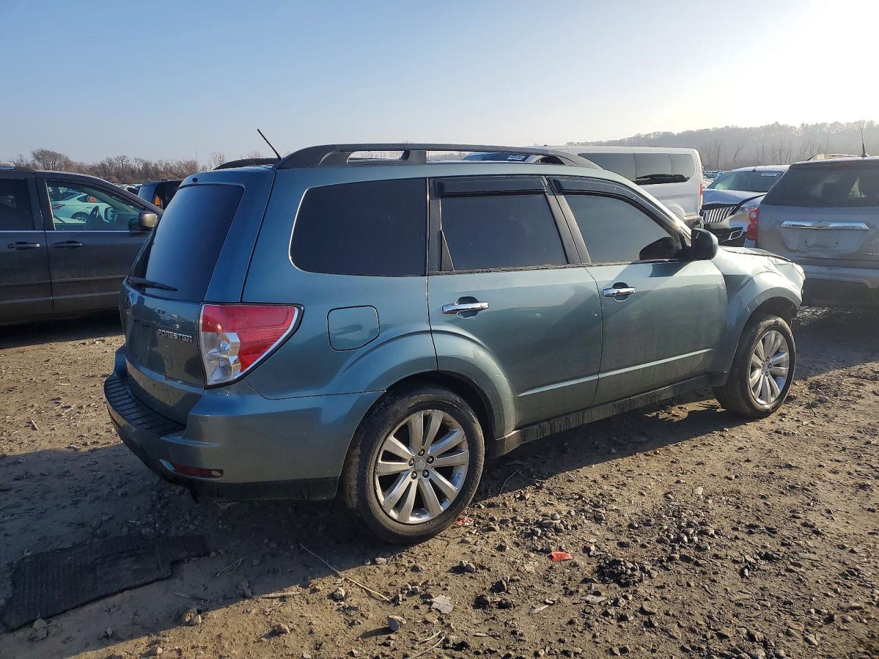 2011 SUBARU FORESTER 2.5X PREMIUM photo 3
