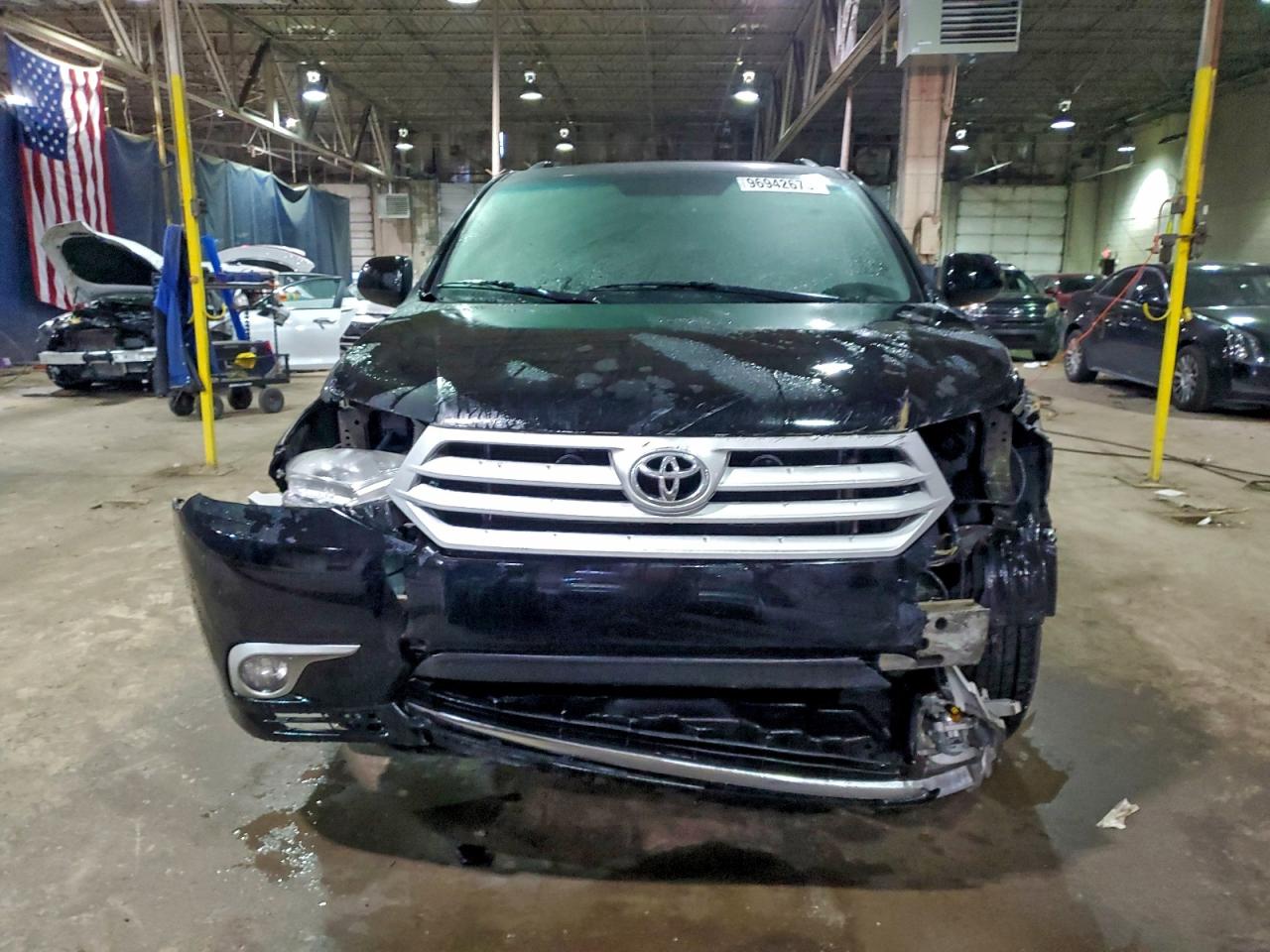 2012 TOYOTA HIGHLANDER BASE photo 5