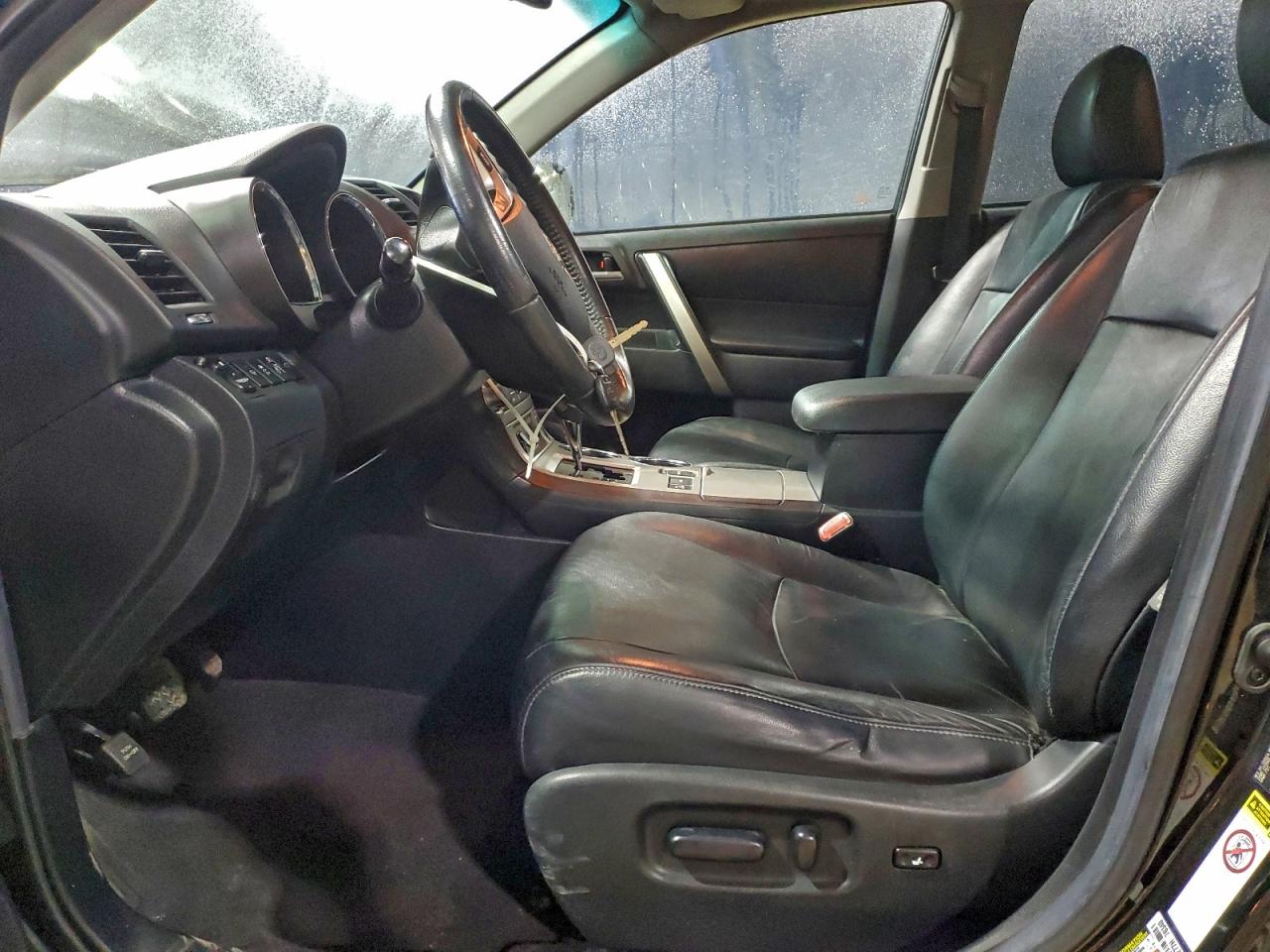 2012 TOYOTA HIGHLANDER BASE photo 7