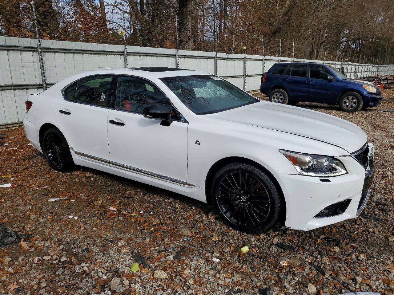 2015 LEXUS LS 460 photo 7