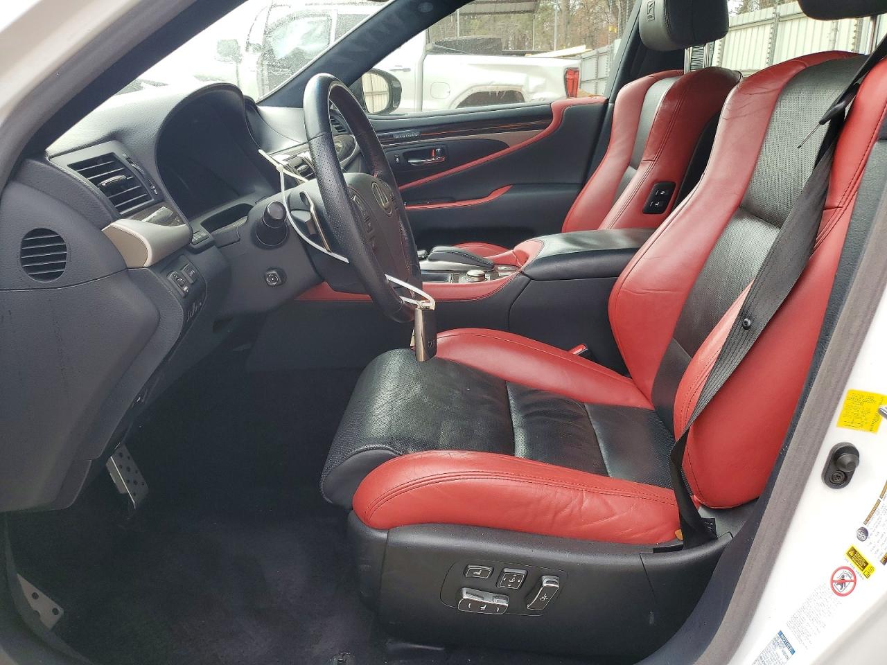 2015 LEXUS LS 460 photo 13