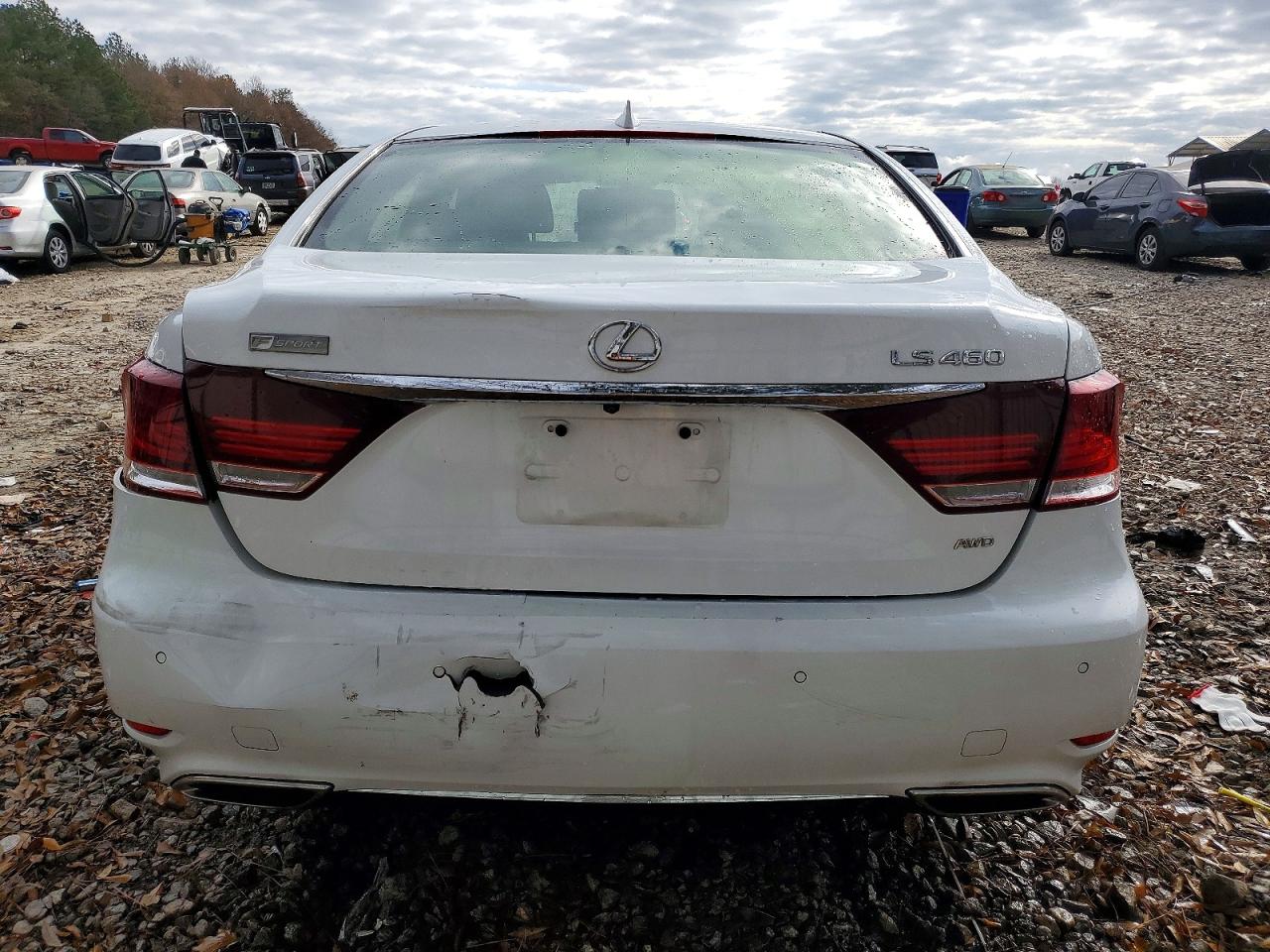 2015 LEXUS LS 460 photo 11