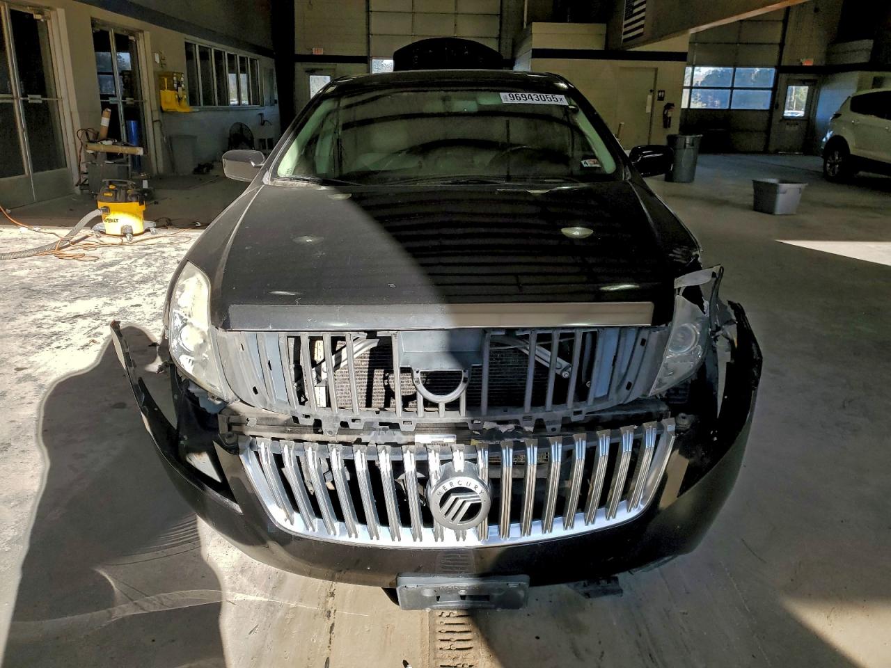 2010 MERCURY MILAN PREMIER photo 9