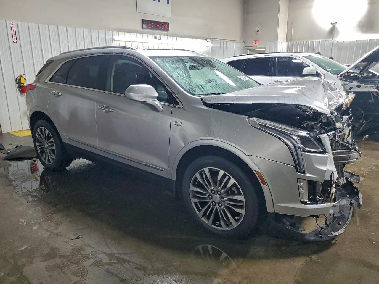 2018 CADILLAC XT5 PREMIUM LUXURY photo 4