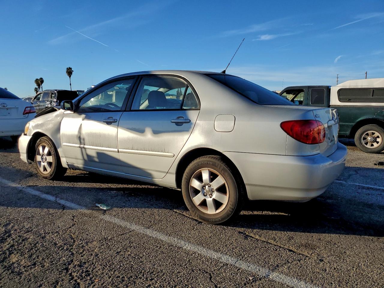2003 TOYOTA COROLLA CE photo 4
