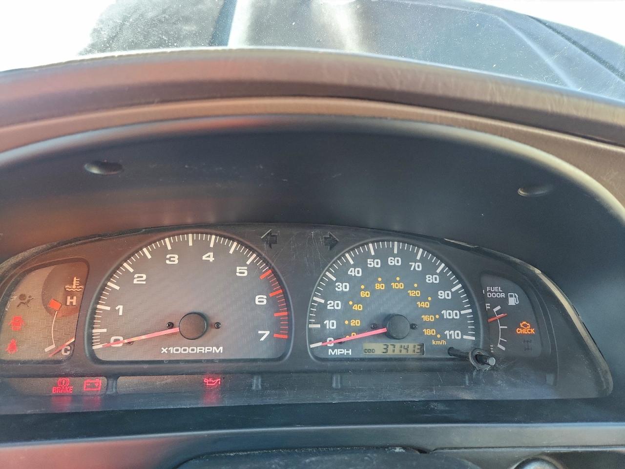 1999 TOYOTA 4RUNNER SR5 photo 25