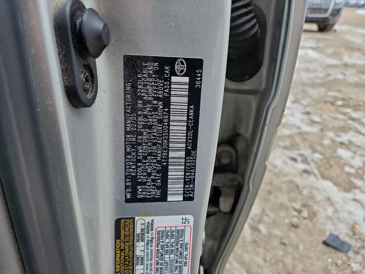 2005 TOYOTA CAMRY LE photo 34