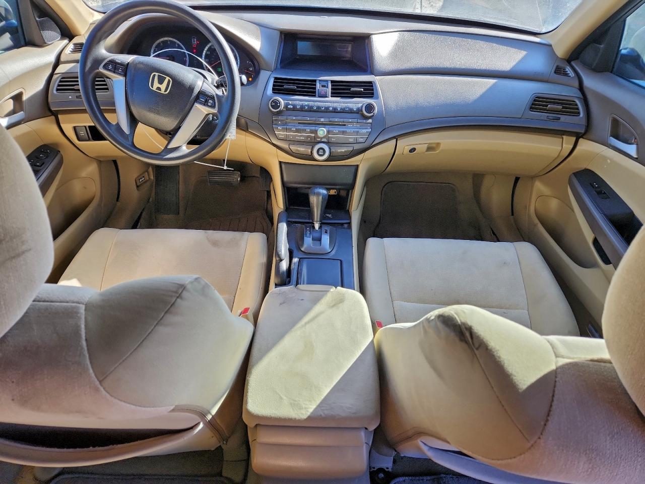 2010 HONDA ACCORD LX photo 15