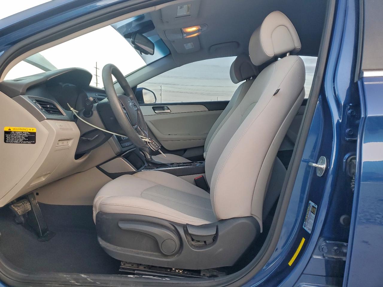 2016 HYUNDAI SONATA SE photo 13