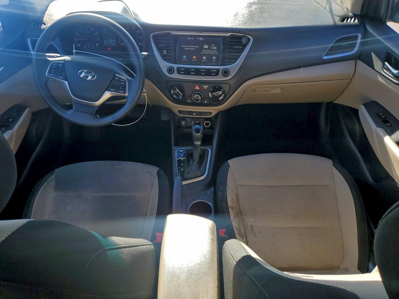 2019 HYUNDAI ACCENT SE photo 15