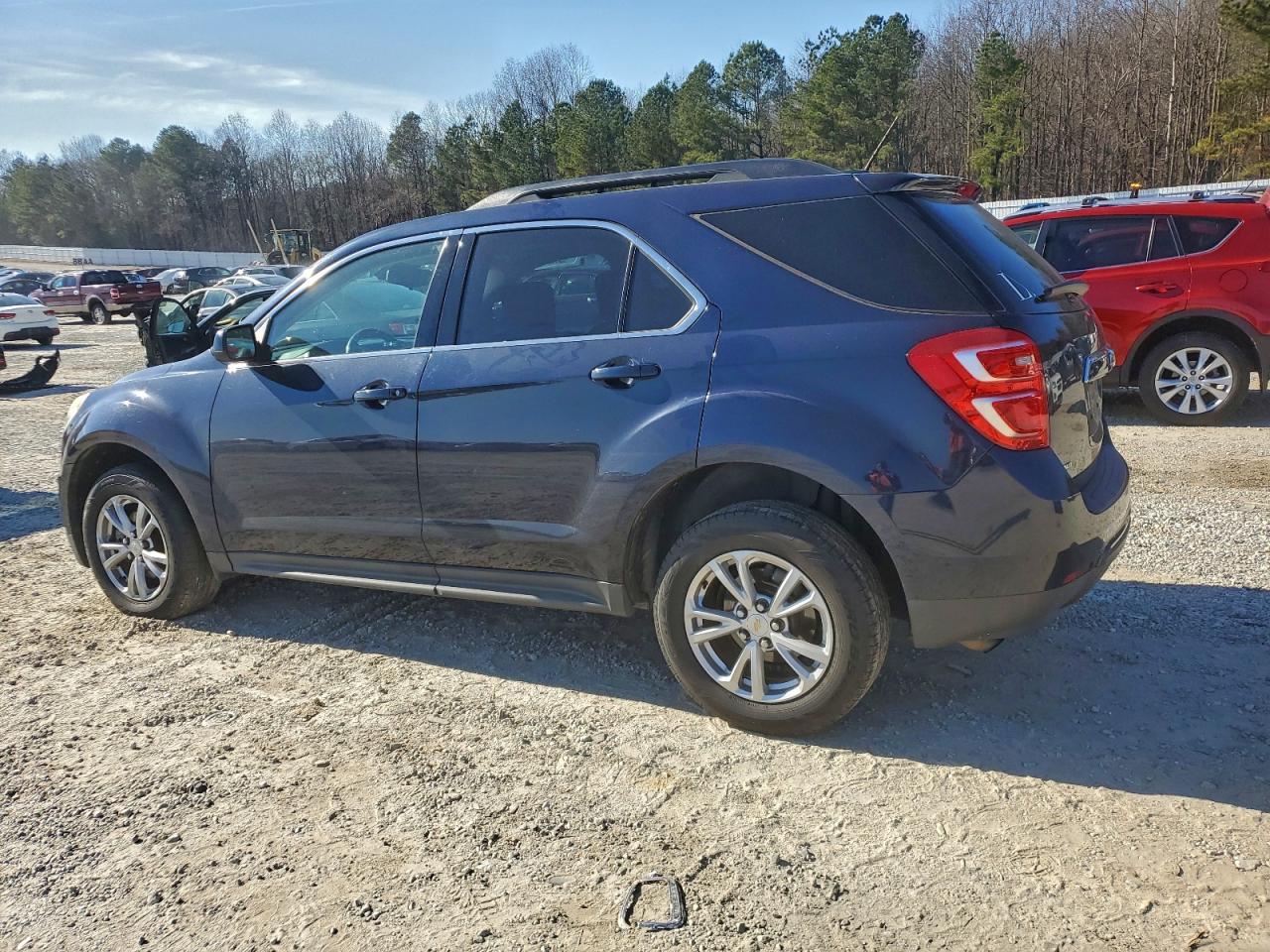 2016 CHEVROLET EQUINOX LT photo 3