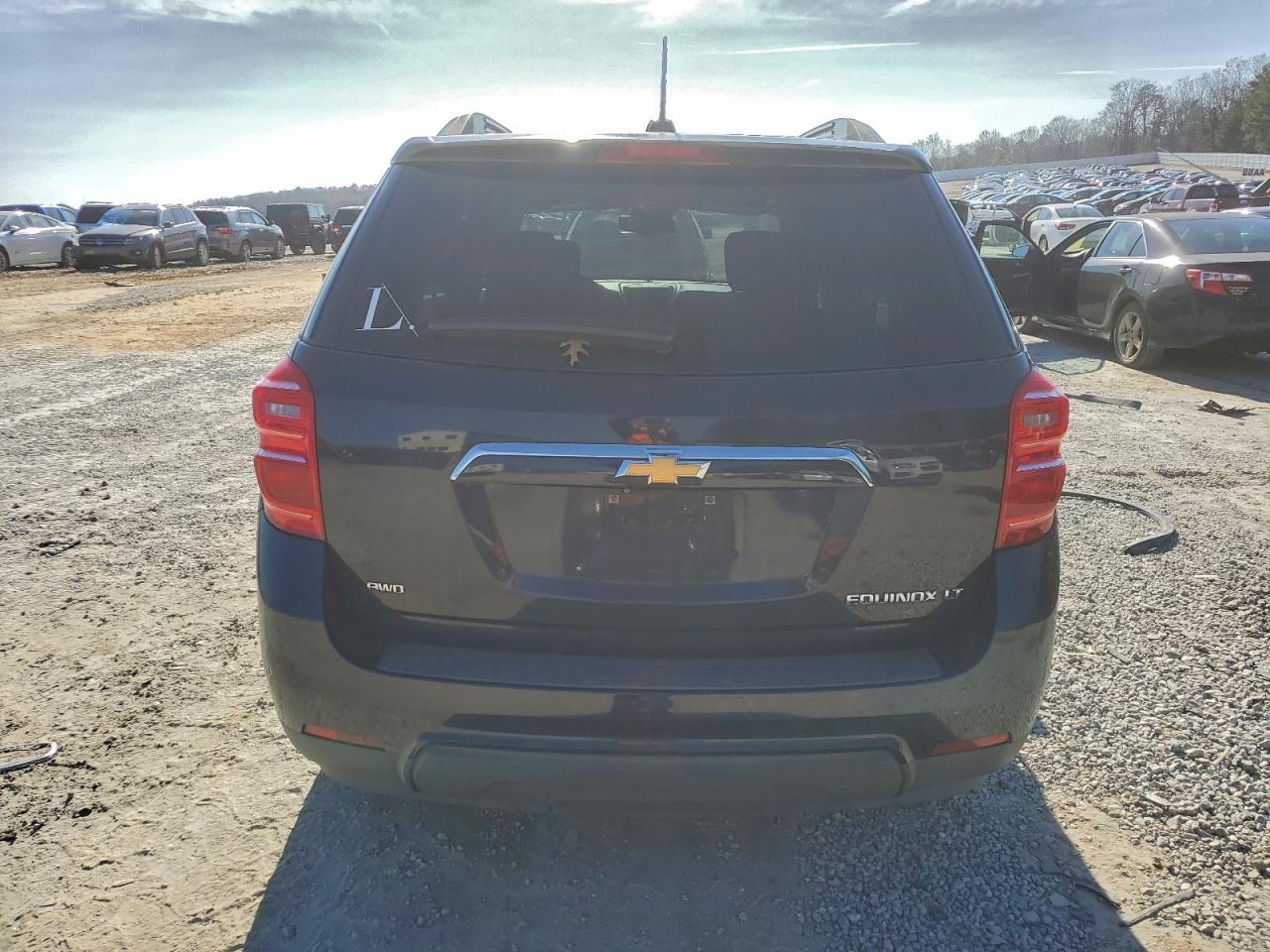 2016 CHEVROLET EQUINOX LT photo 11