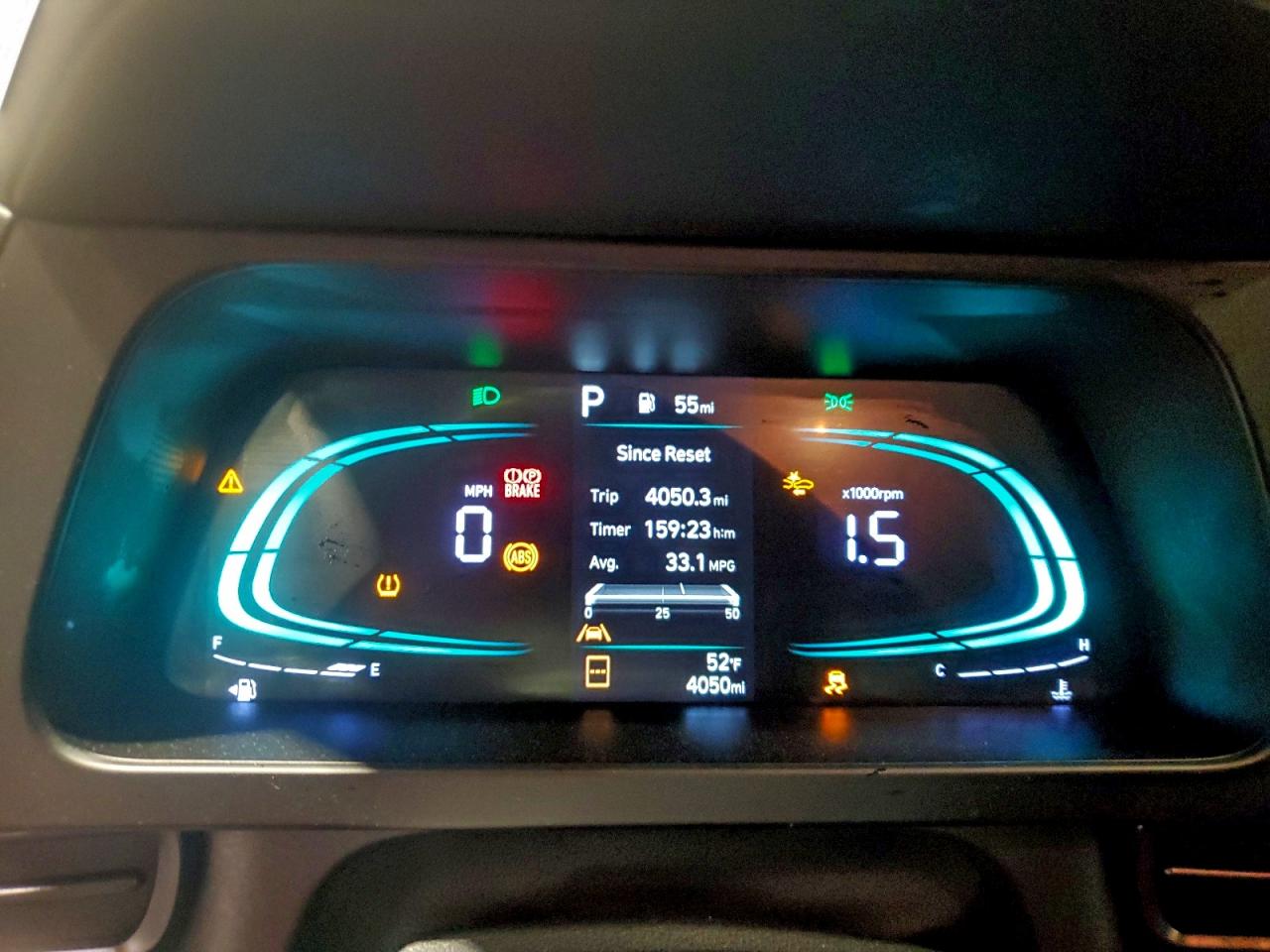 2025 HYUNDAI ELANTRA SEL SPORT photo 9