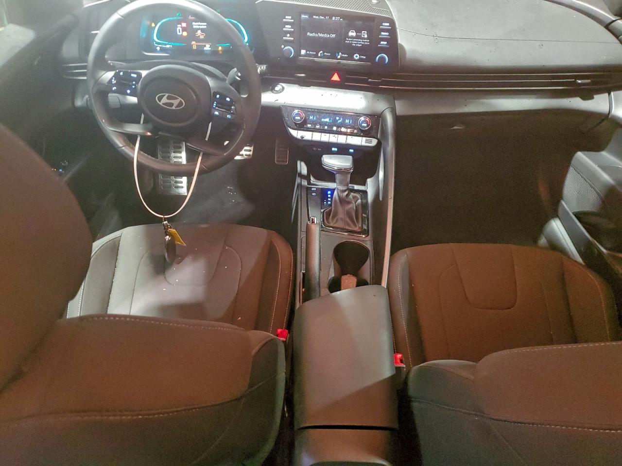 2025 HYUNDAI ELANTRA SEL SPORT photo 8
