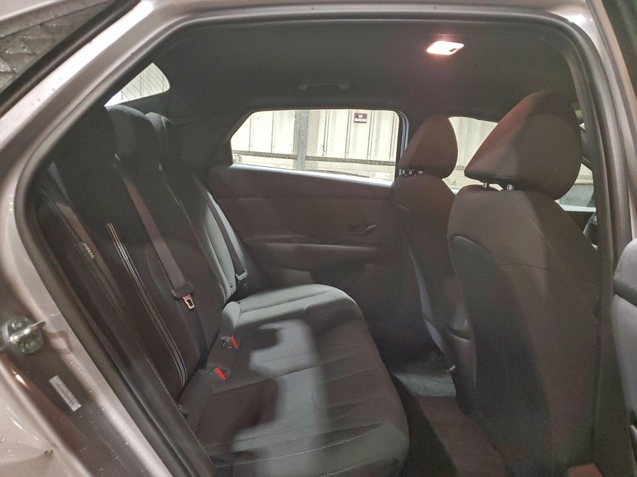 2025 HYUNDAI ELANTRA SEL SPORT photo 10