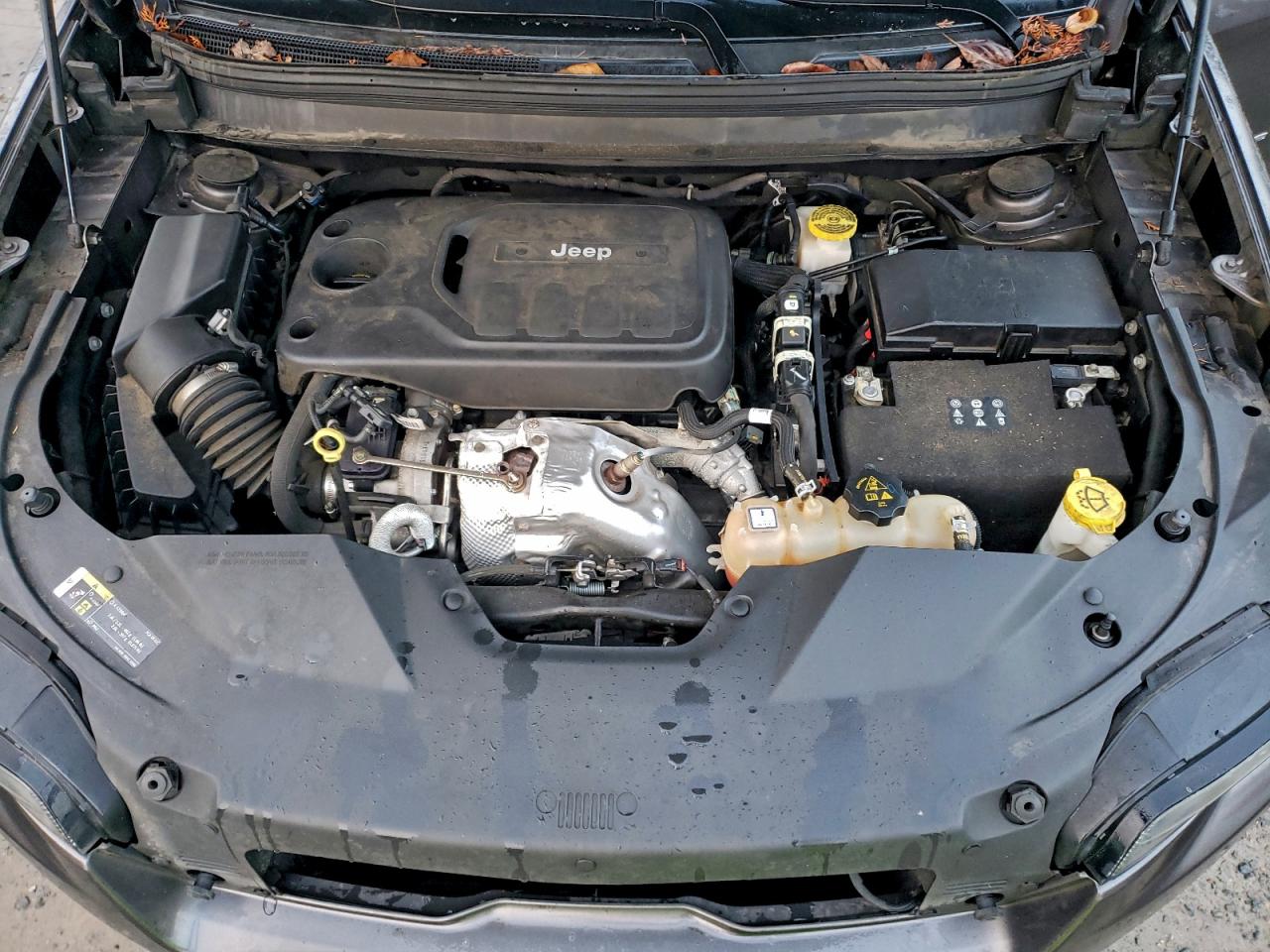2019 JEEP CHEROKEE LIMITED photo 12