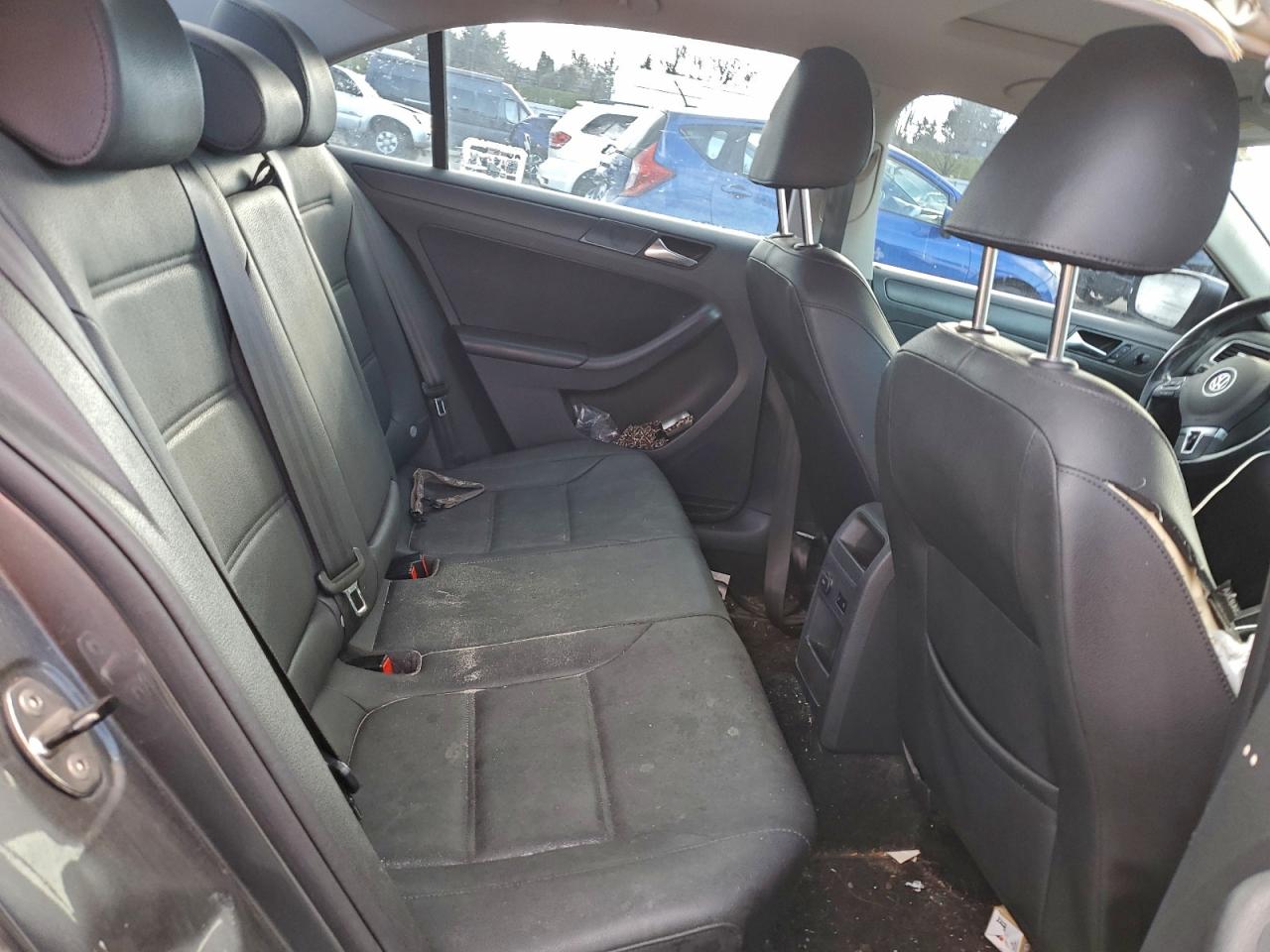2012 VOLKSWAGEN JETTA SE photo 28