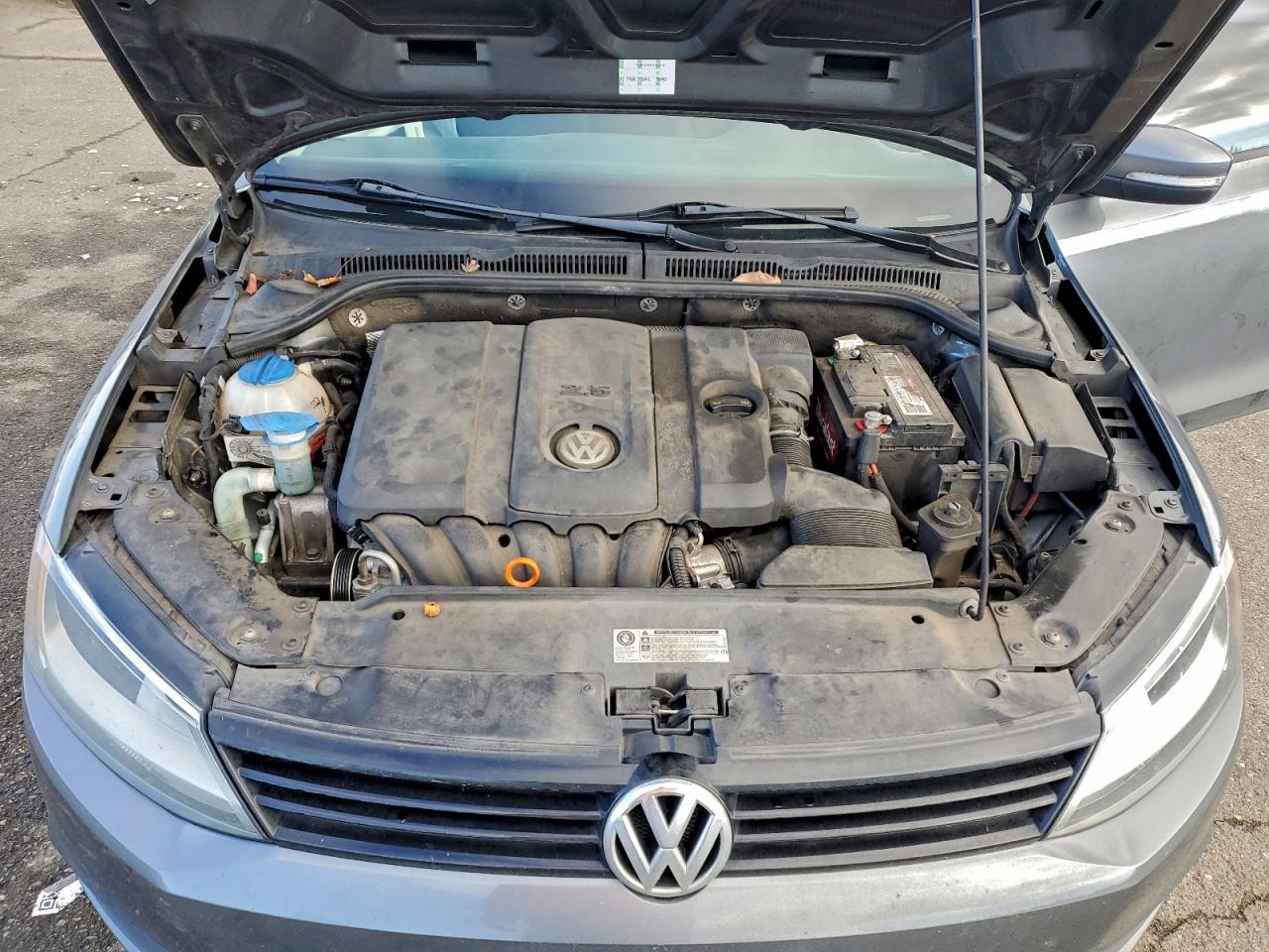 2012 VOLKSWAGEN JETTA SE photo 31