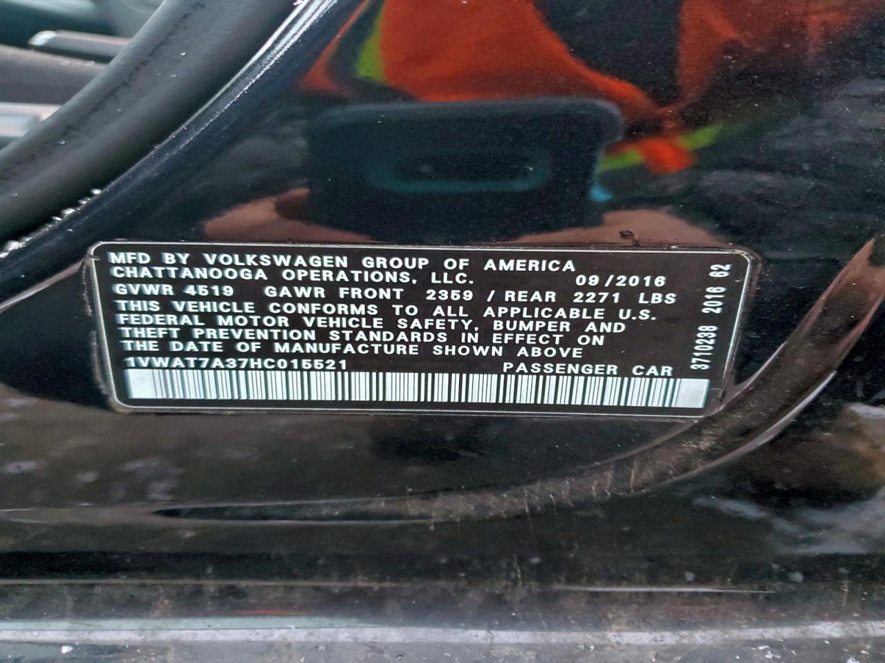 2017 VOLKSWAGEN PASSAT S photo 12