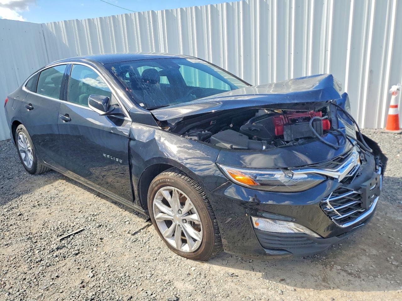 2023 CHEVROLET MALIBU LT photo 4