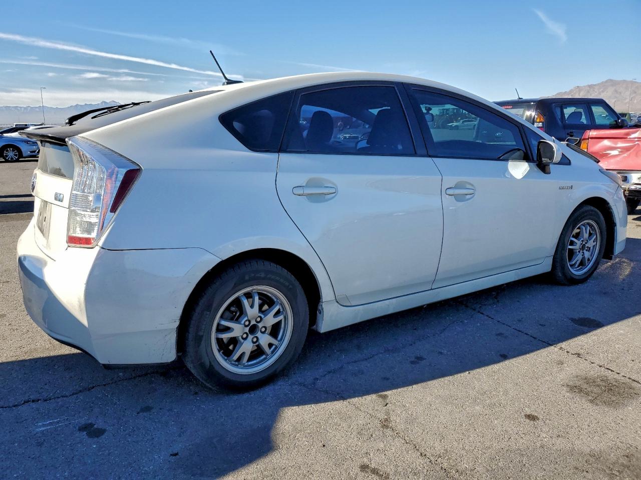 2010 TOYOTA PRIUS photo 3