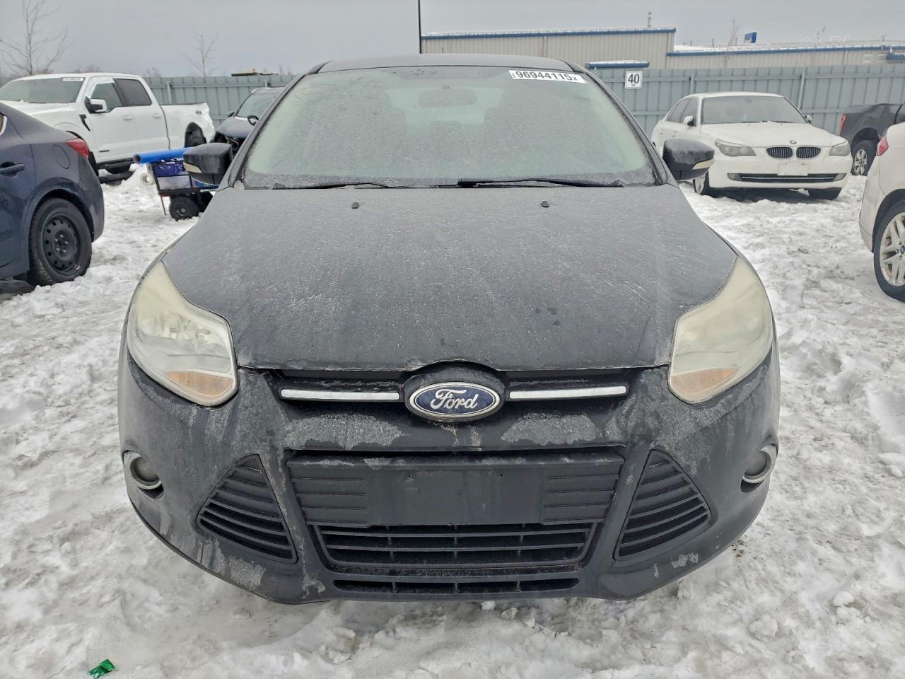 2014 FORD FOCUS SE photo 5