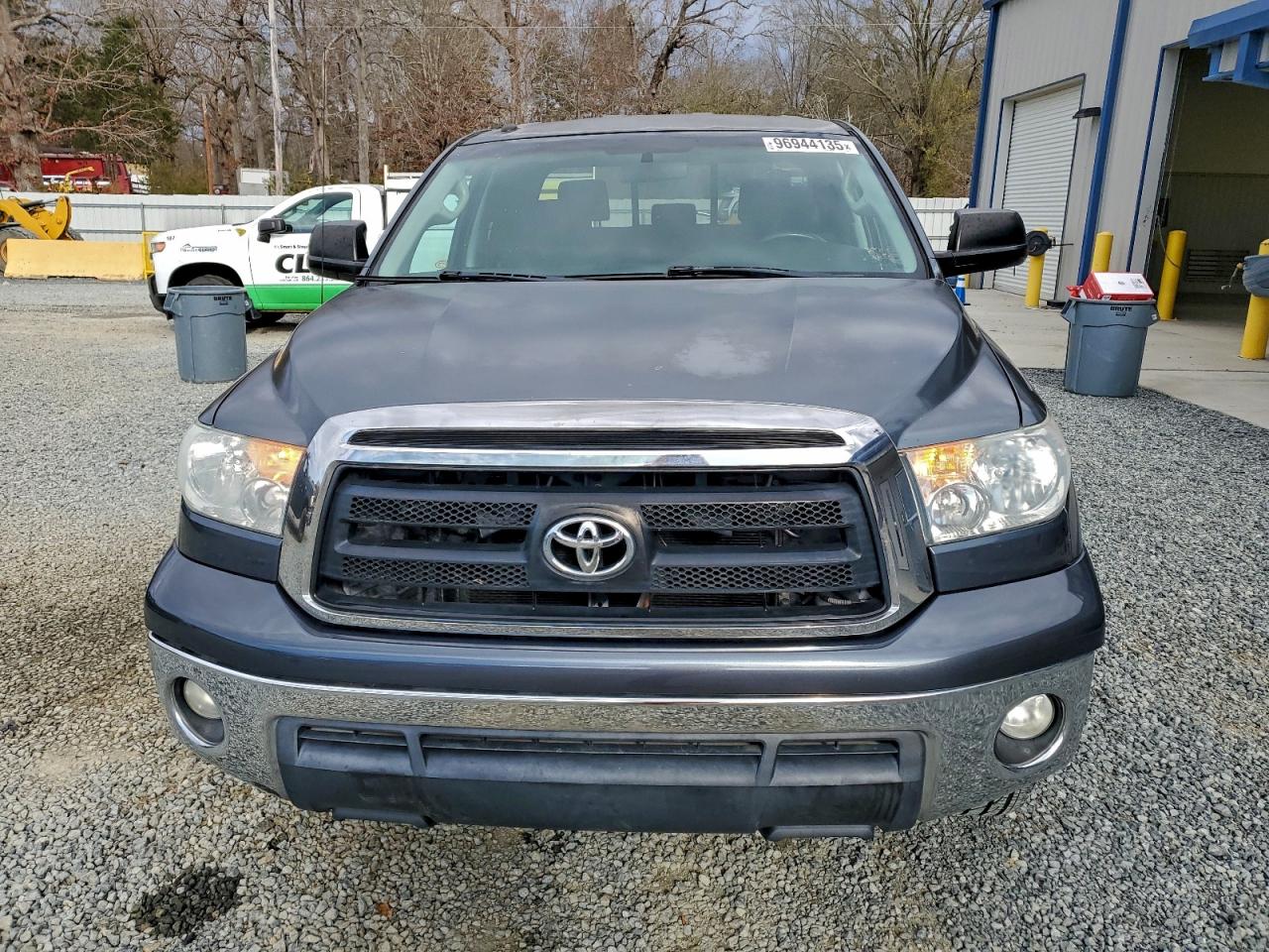 2010 TOYOTA TUNDRA DOUBLE CAB SR5 photo 13