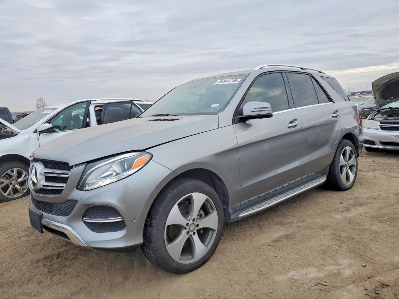 2016 MERCEDES-BENZ GLE 350 photo 2