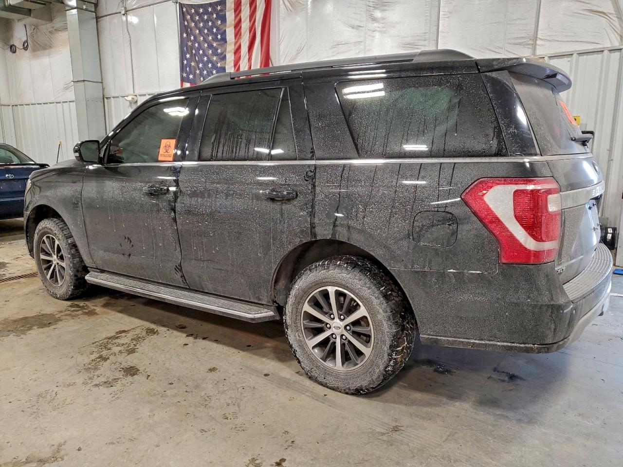 2018 FORD EXPEDITION XLT photo 4