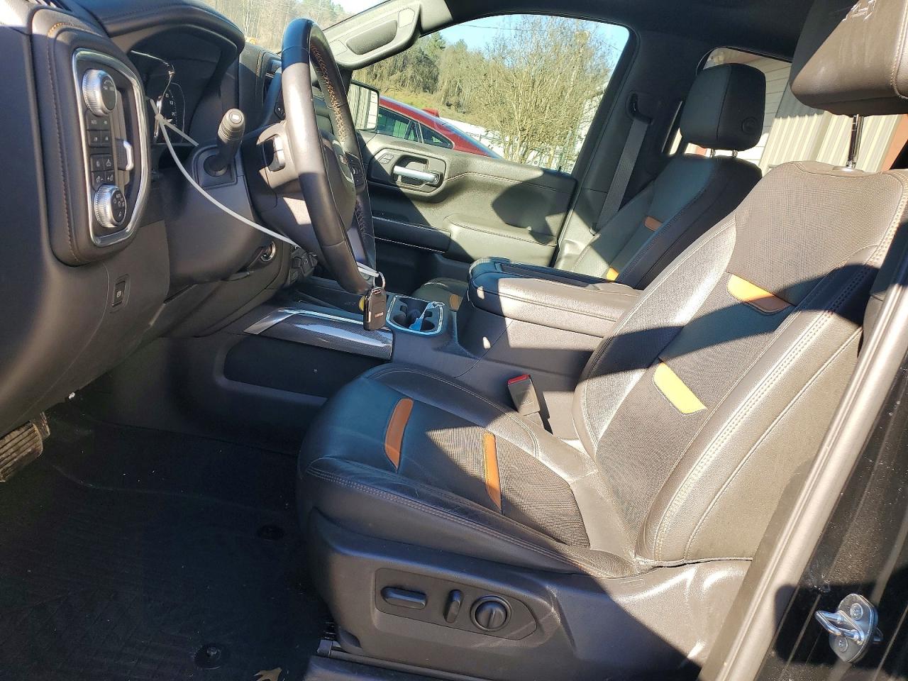 2021 GMC SIERRA K1500 AT4 photo 7