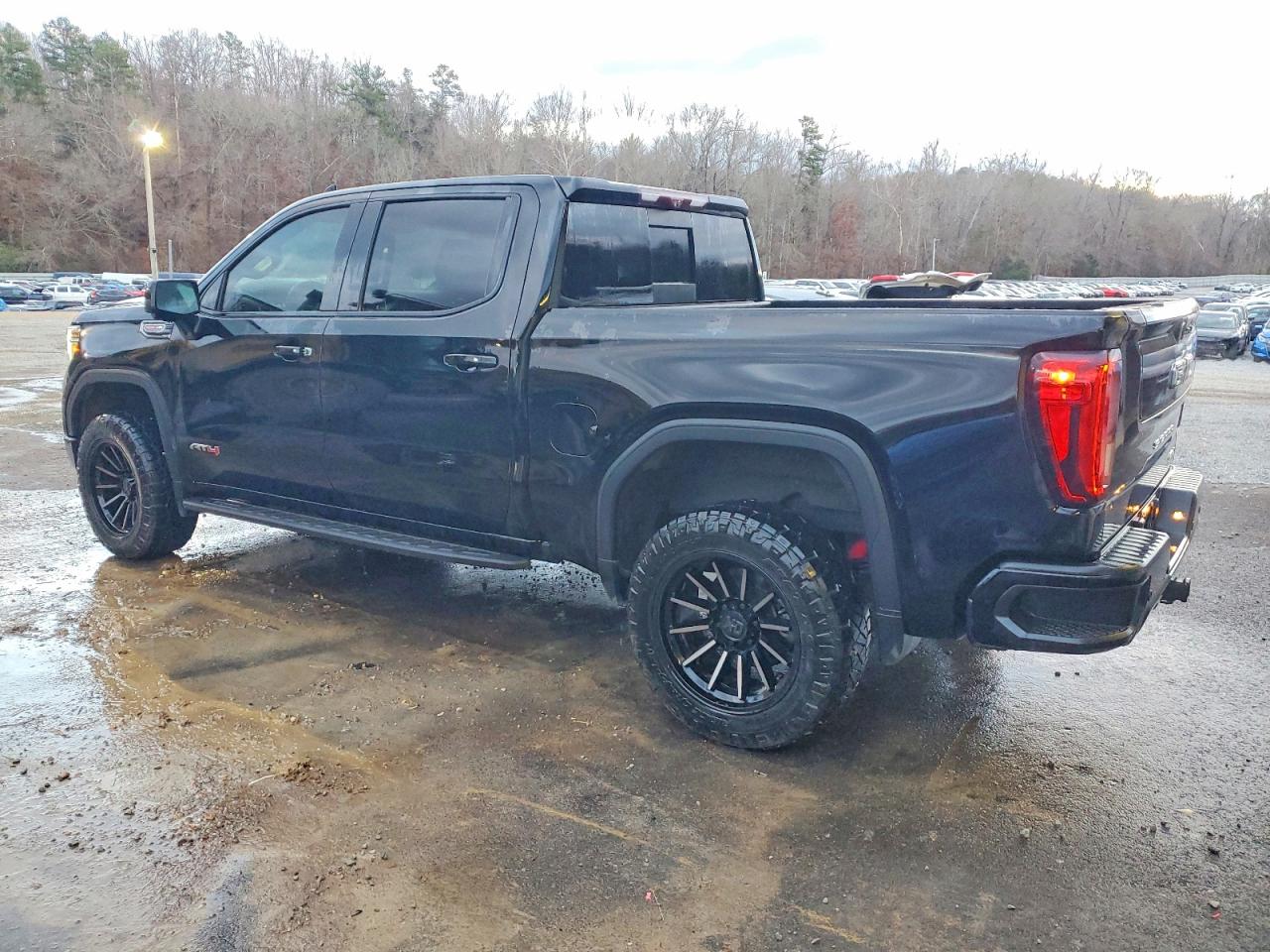2021 GMC SIERRA K1500 AT4 photo 2