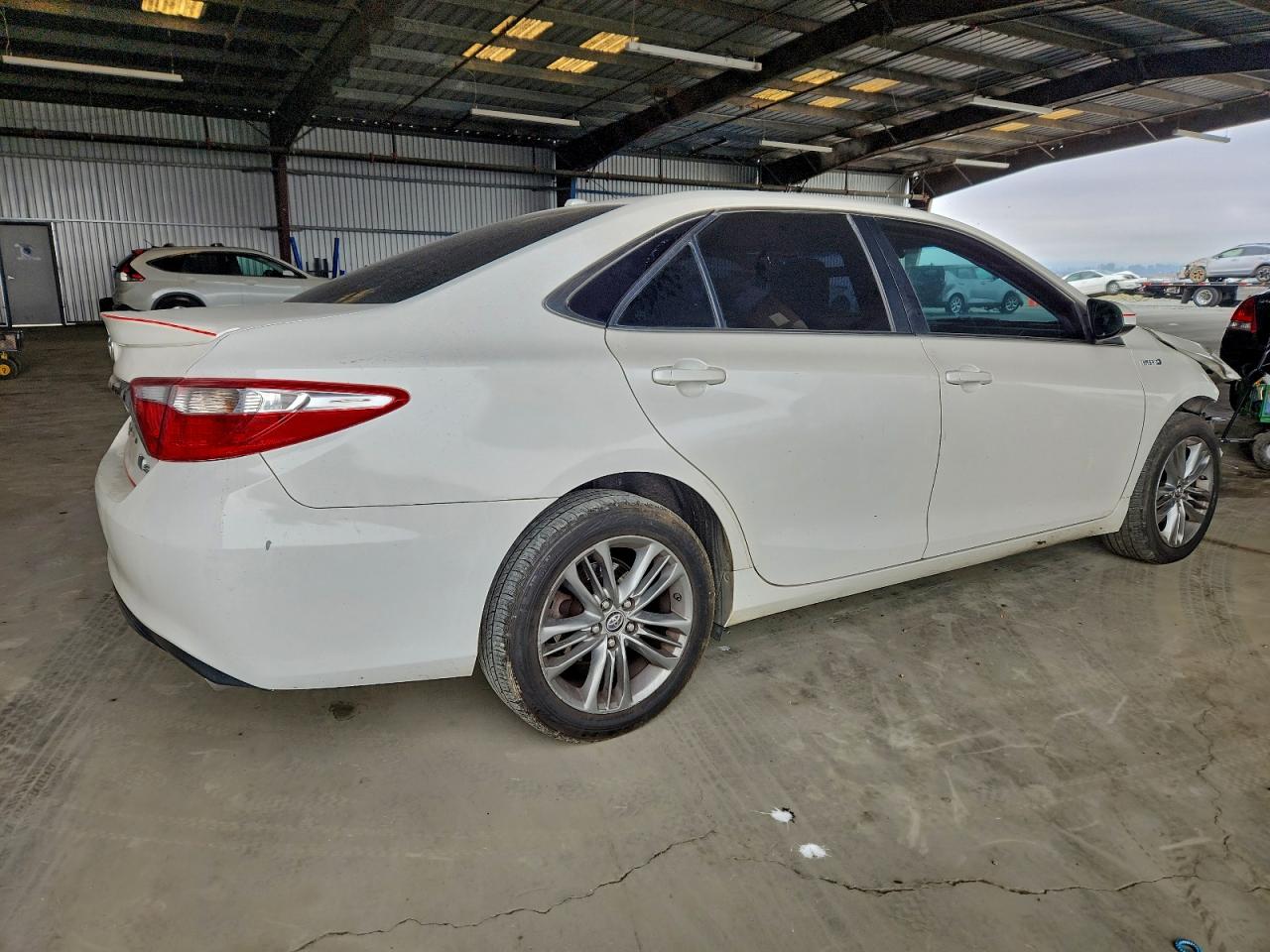 2015 TOYOTA CAMRY HYBRID photo 5