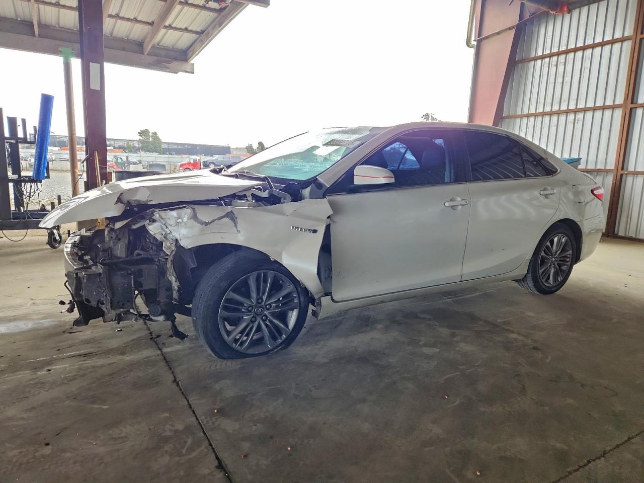 2015 TOYOTA CAMRY