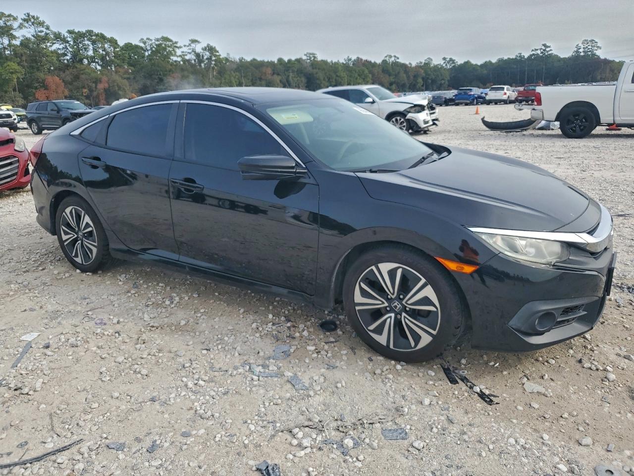 2017 HONDA CIVIC EX photo 4
