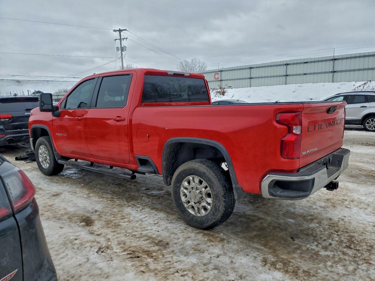 2024 CHEVROLET SILVERADO K2500 HEAVY DUTY LT photo 3