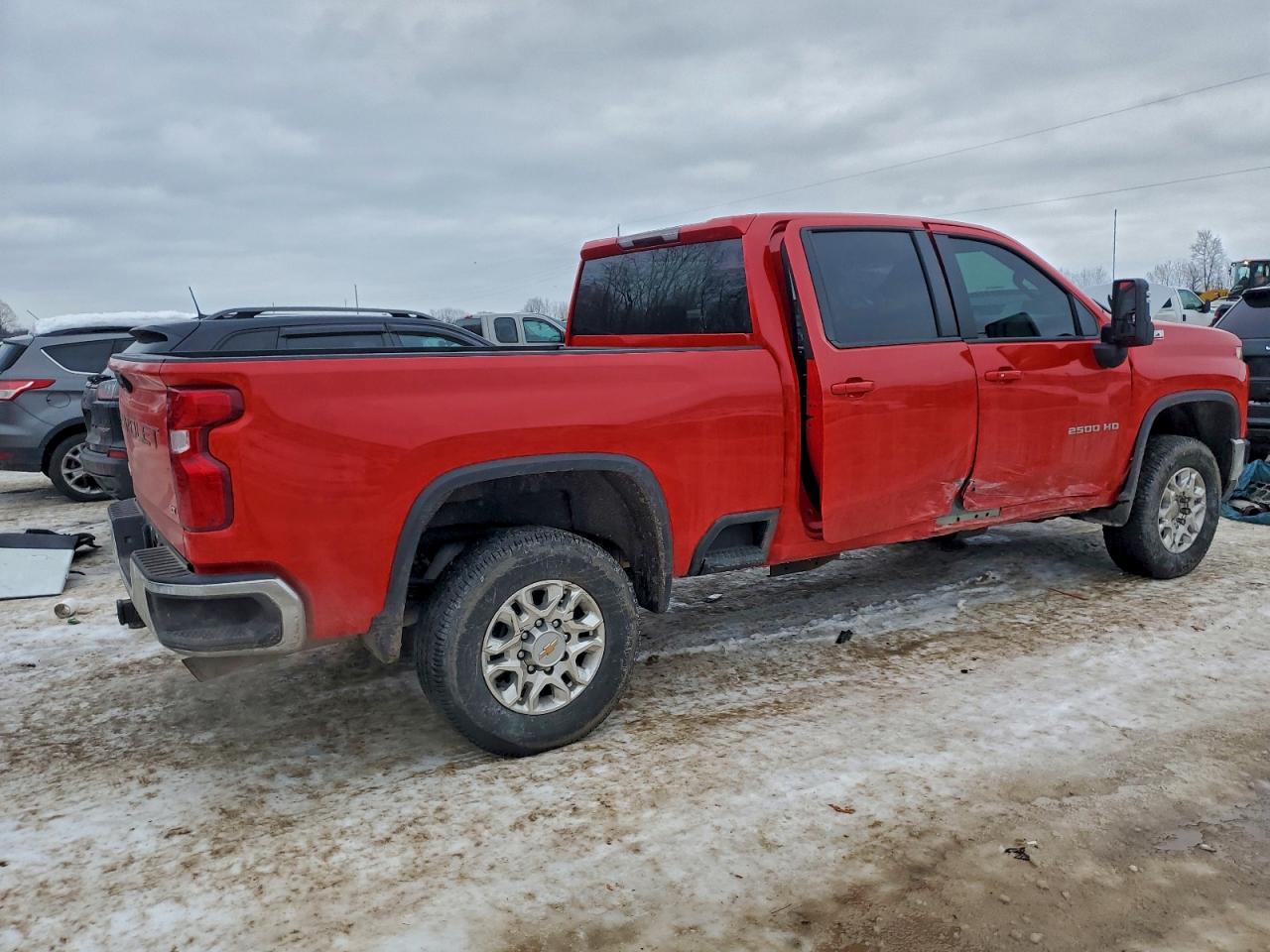 2024 CHEVROLET SILVERADO K2500 HEAVY DUTY LT photo 5