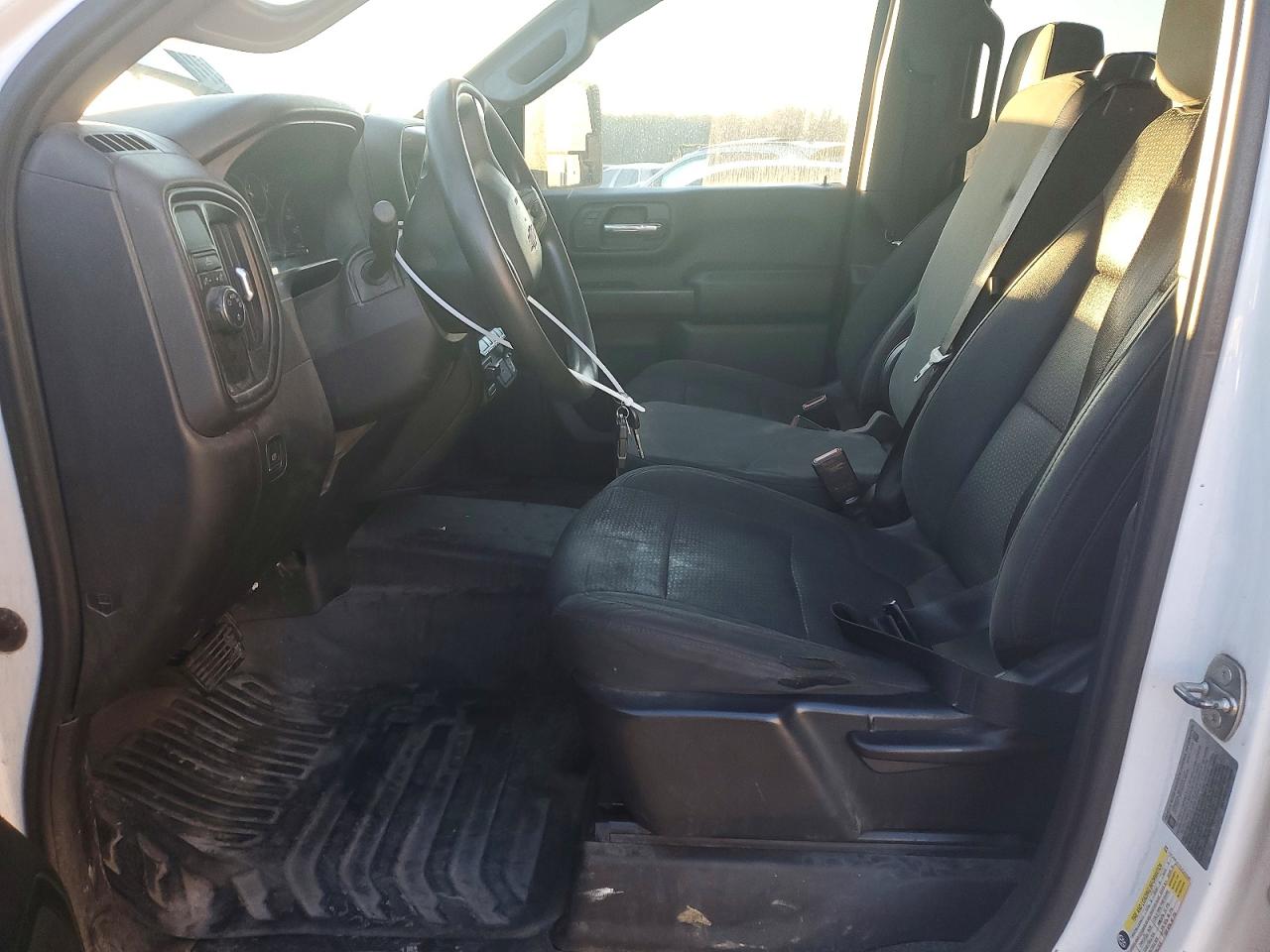 2020 CHEVROLET SILVERADO C2500 HEAVY DUTY photo 13