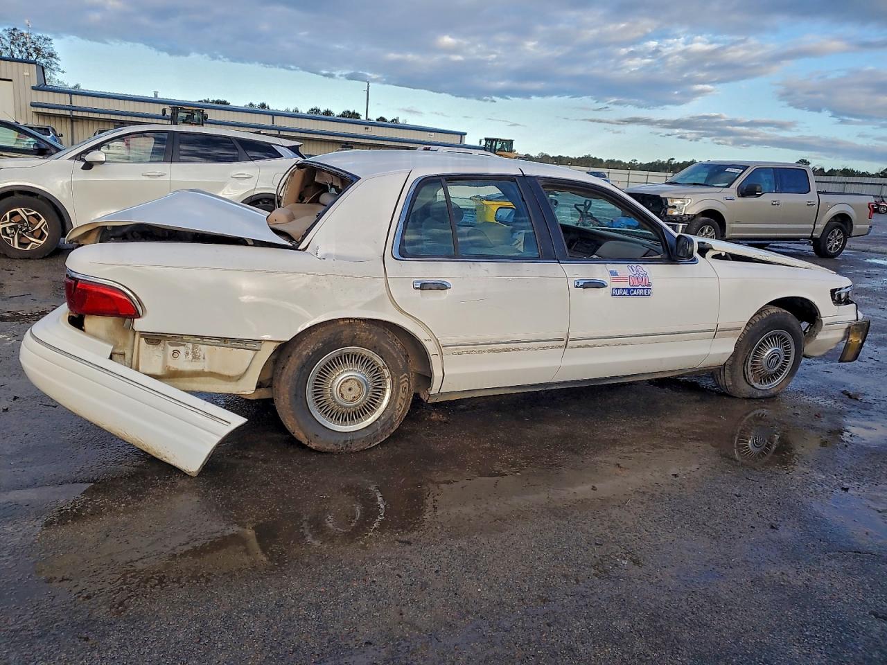 1997 MERCURY GRAND MARQUIS GS photo 3