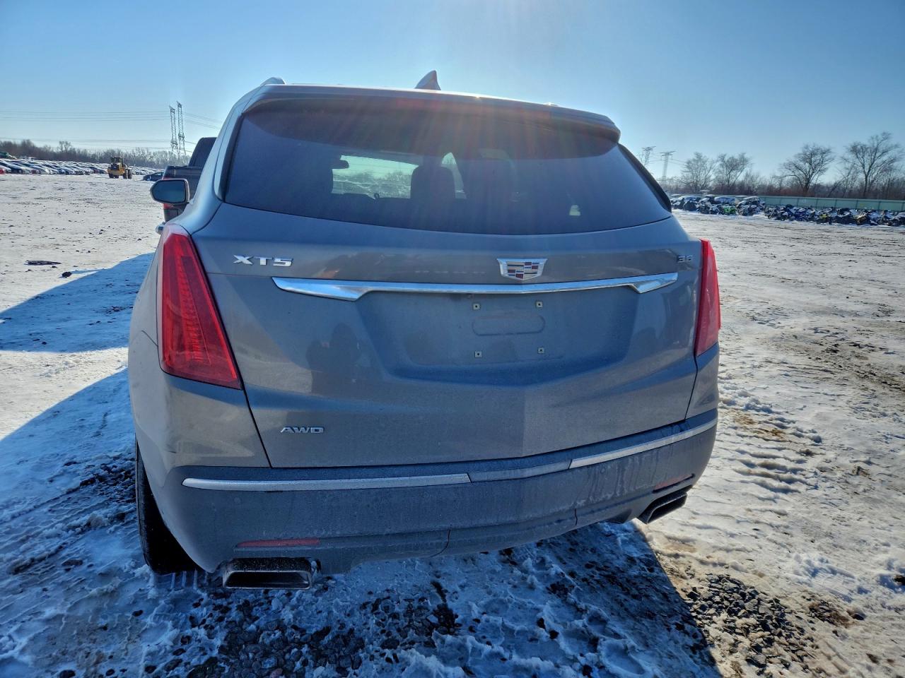 2018 CADILLAC XT5 LUXURY photo 6