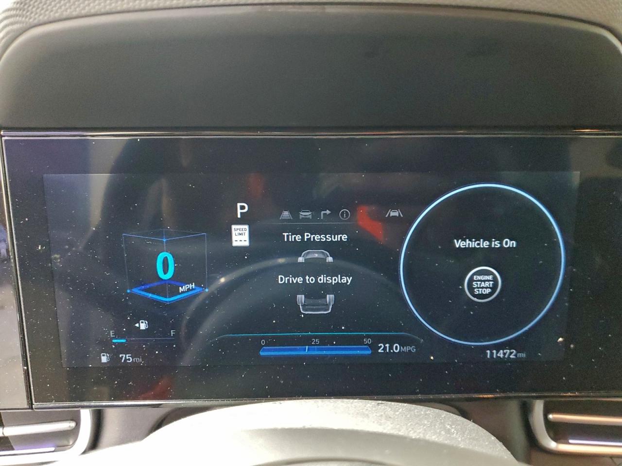 2025 HYUNDAI ELANTRA SEL photo 17