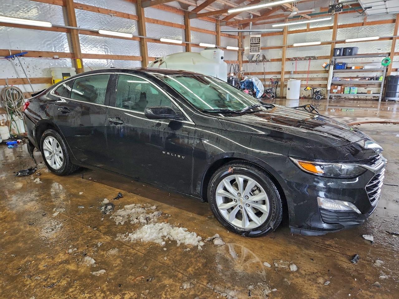 2025 CHEVROLET MALIBU LT photo 4