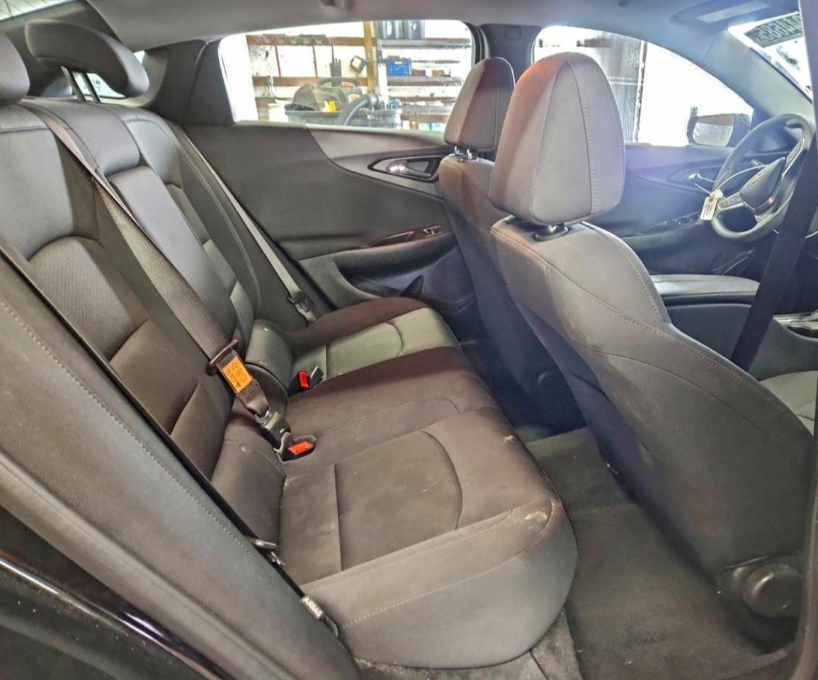 2025 CHEVROLET MALIBU LT photo 10